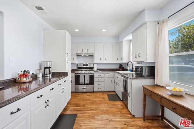 18904 Cerise Avenue, Torrance, CA 90504