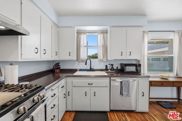 18904 Cerise Avenue, Torrance, CA 90504