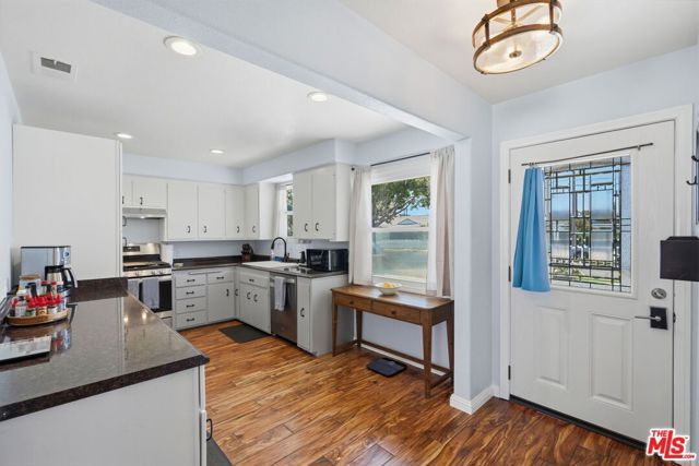 18904 Cerise Avenue, Torrance, CA 90504