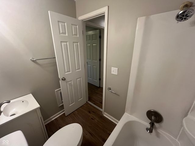 6214 Eastridge Drive, Indianapolis, IN 46219