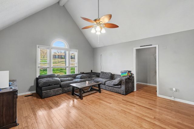 1006 Cynthia Trl, Goodlettsville, TN 37072