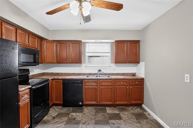 2583 Robley Drive, St Louis, MO 63136