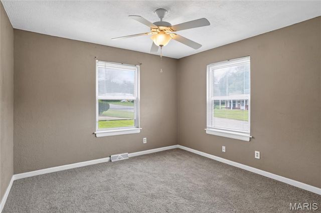 2583 Robley Drive, St Louis, MO 63136