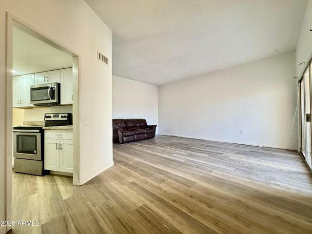 10949 W Coggins Drive, Sun City, AZ 85351