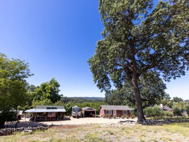 610 Allen Court, Templeton, CA 93465