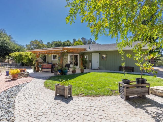 610 Allen Court, Templeton, CA 93465