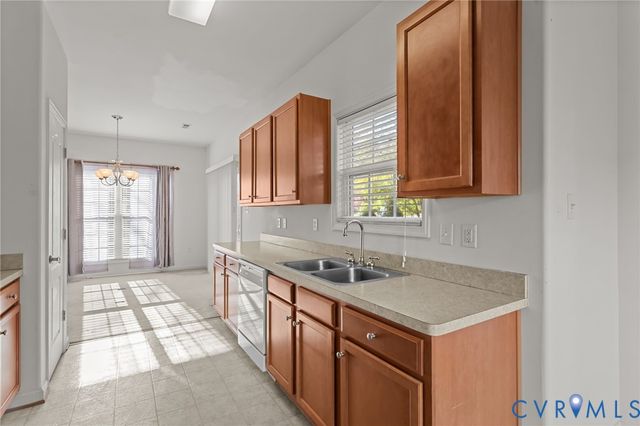 13324 Naylors Blue Ct, Chester, VA 23836