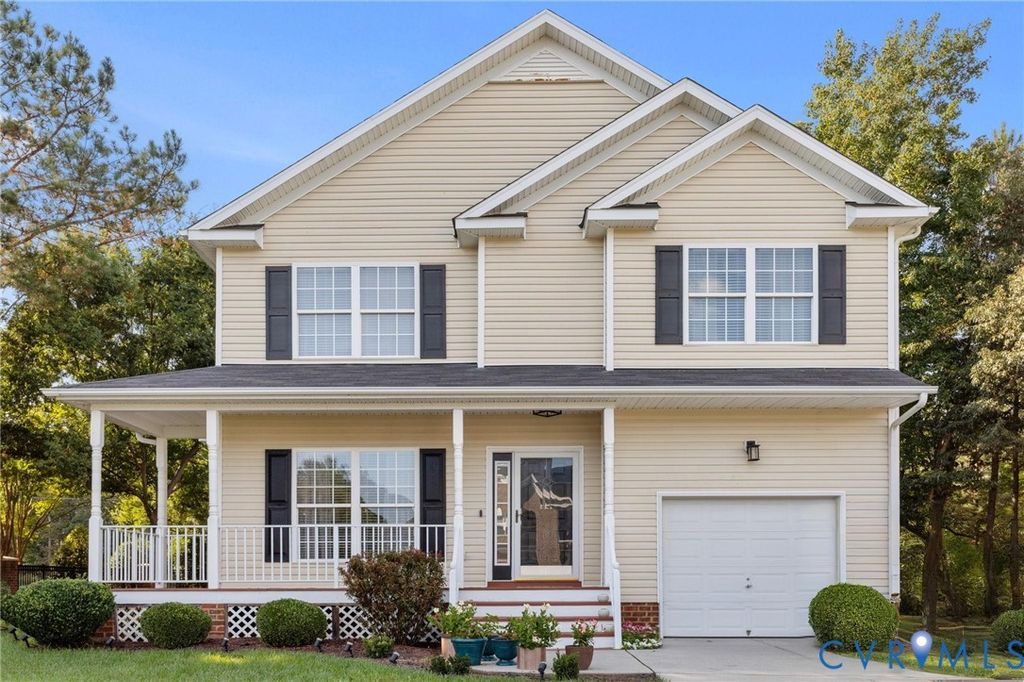 13324 Naylors Blue Ct, Chester, VA 23836