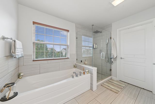 3109 Erika Lane, Carpentersville, IL 60110