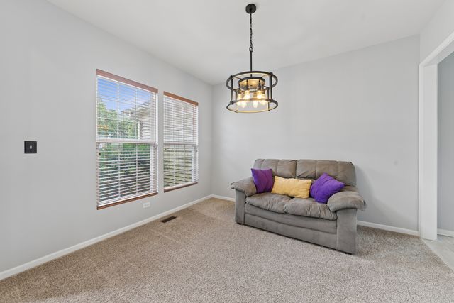 3109 Erika Lane, Carpentersville, IL 60110