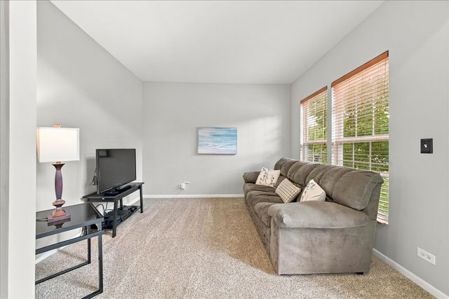 3109 Erika Lane, Carpentersville, IL 60110