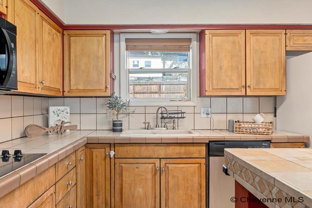 4502 E 16TH ST, Cheyenne, WY 82001