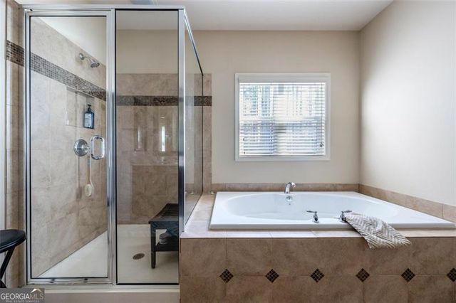 6395 CENTURY PARK Place SE, Mableton, GA 30126