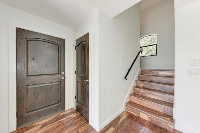 13803 Lake View DR, Austin, TX 78732