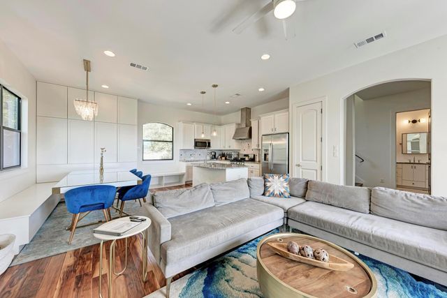 13803 Lake View DR, Austin, TX 78732