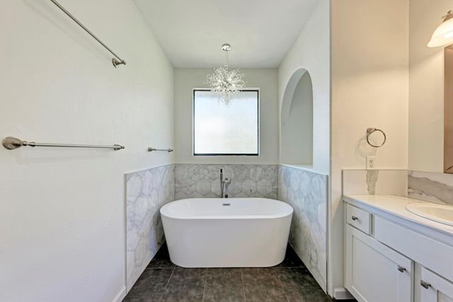 13803 Lake View DR, Austin, TX 78732