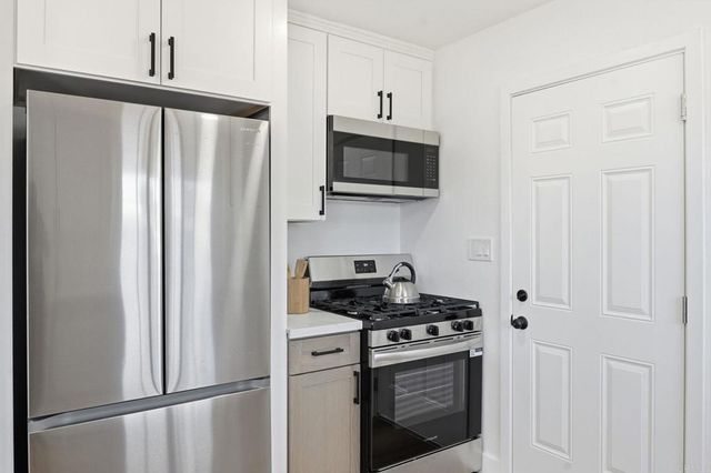 702 4 Oaklawn Avenue, Chula Vista, CA 91910