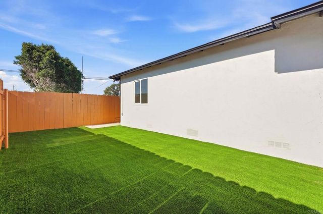 702 4 Oaklawn Avenue, Chula Vista, CA 91910