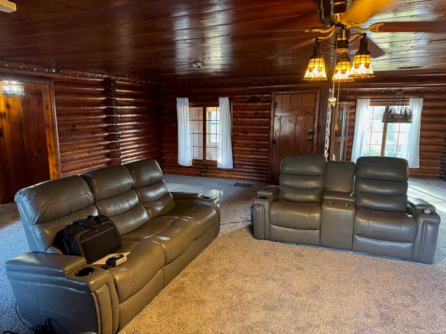 3657 E Houghton Lake Drive, Houghton Lake, MI 48629