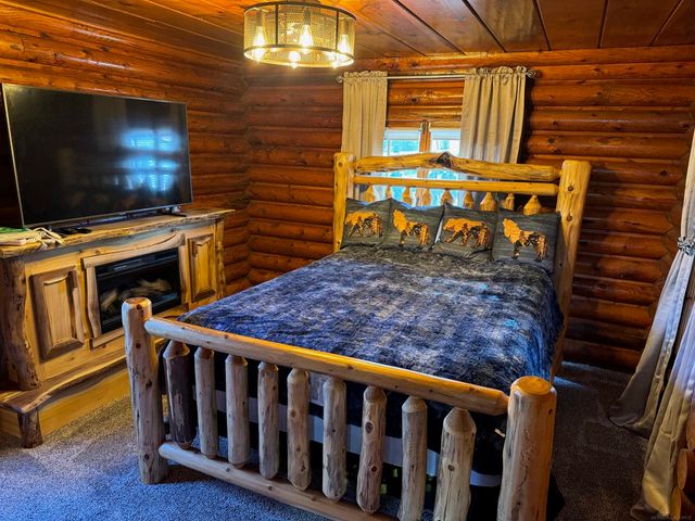 3657 E Houghton Lake Drive, Houghton Lake, MI 48629