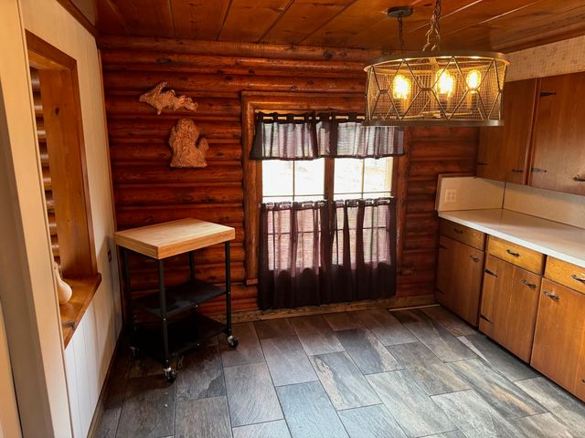 3657 E Houghton Lake Drive, Houghton Lake, MI 48629