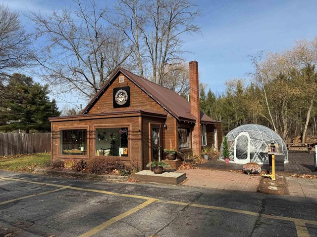 3657 E Houghton Lake Drive, Houghton Lake, MI 48629