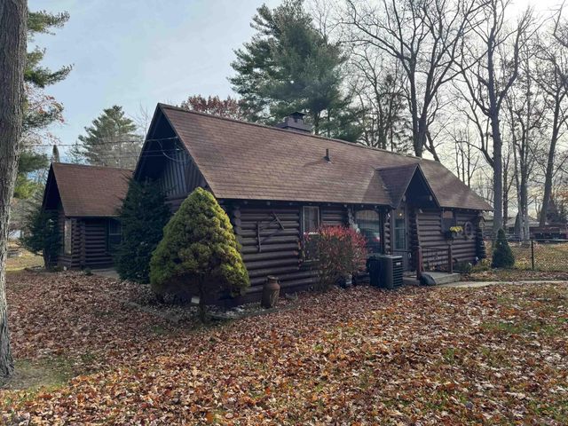 3657 E Houghton Lake Drive, Houghton Lake, MI 48629