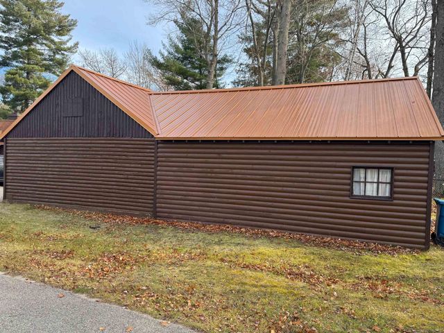 3657 E Houghton Lake Drive, Houghton Lake, MI 48629