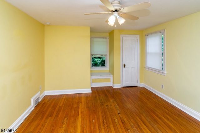 551 Winsor St, Bound Brook Boro, NJ 08805