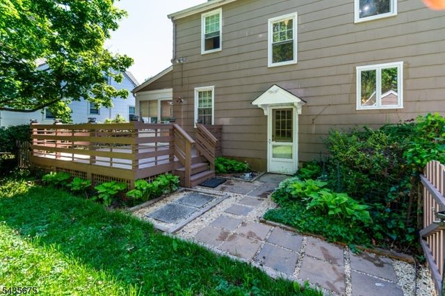 551 Winsor St, Bound Brook Boro, NJ 08805