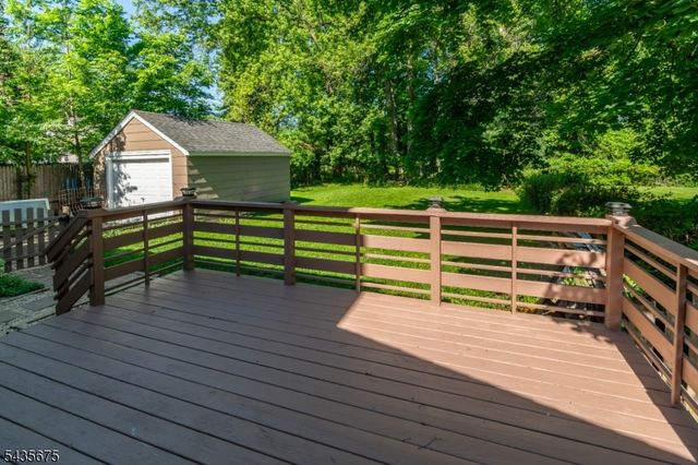 551 Winsor St, Bound Brook Boro, NJ 08805