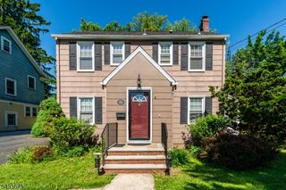 551 Winsor St, Bound Brook Boro, NJ 08805