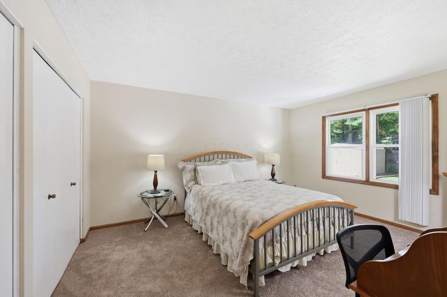 211 Rosehill Road, Reynoldsburg, OH 43068