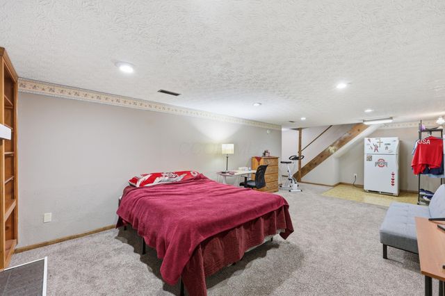 211 Rosehill Road, Reynoldsburg, OH 43068