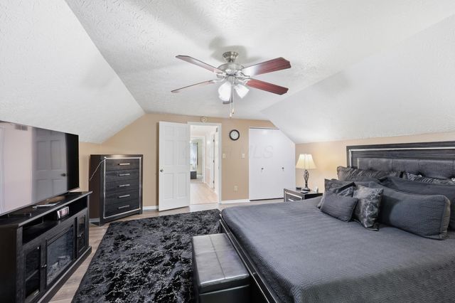 211 Rosehill Road, Reynoldsburg, OH 43068