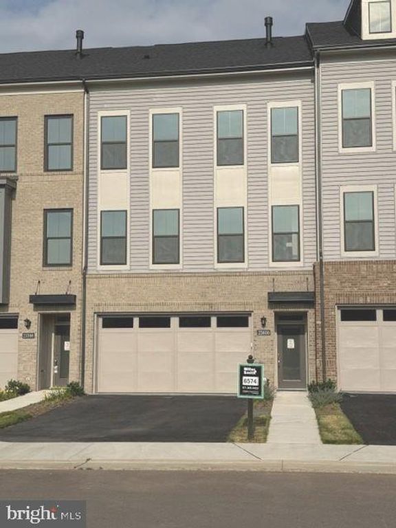 23600 RAYTOWN TER, Ashburn, VA 20148
