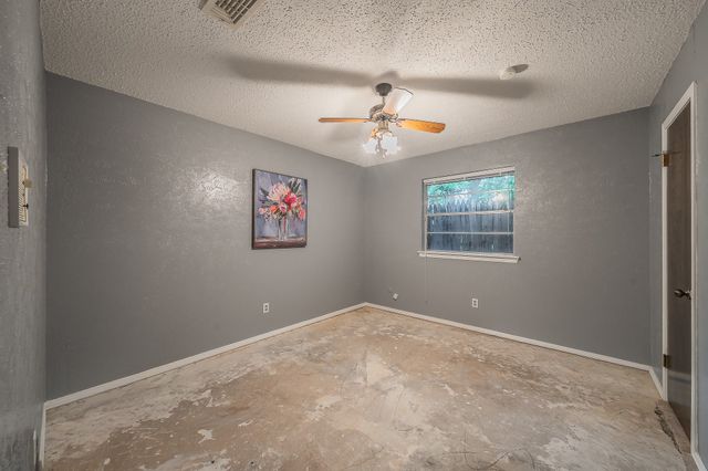 608 Sandlin Drive, Bedford, TX 76021