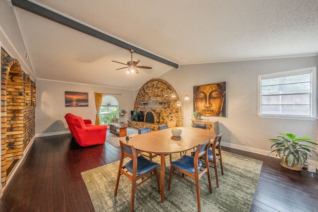 608 Sandlin Drive, Bedford, TX 76021