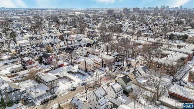 33 Beaumont Place, Newark, NJ 07104