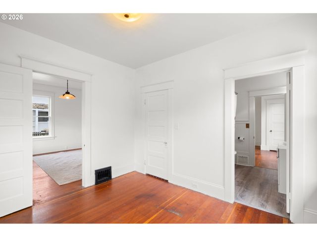 501 W 23RD St, Vancouver, WA 98660