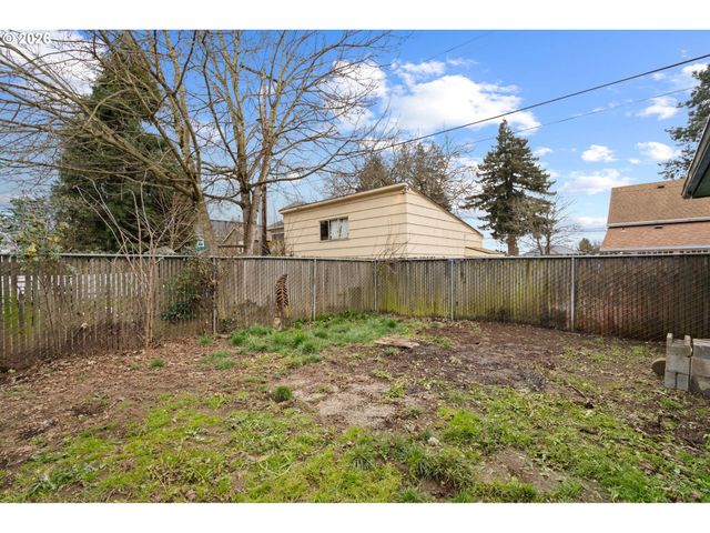 501 W 23RD St, Vancouver, WA 98660