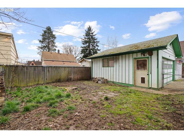 501 W 23RD St, Vancouver, WA 98660