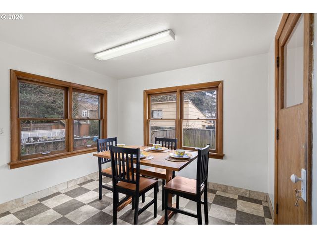 501 W 23RD St, Vancouver, WA 98660