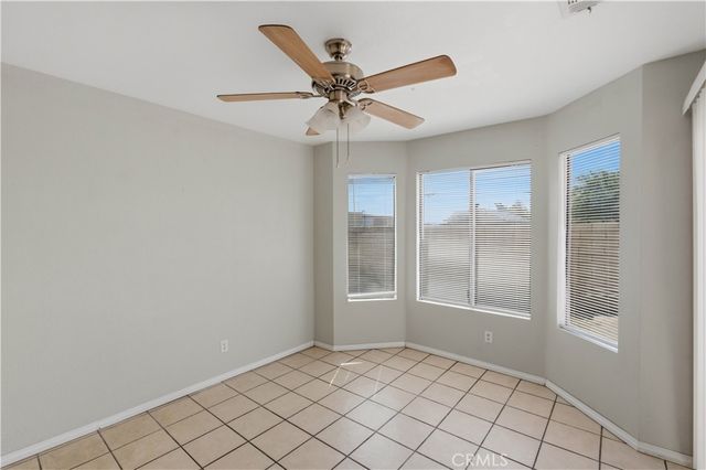 13645 Agate Way, Victorville, CA 92392