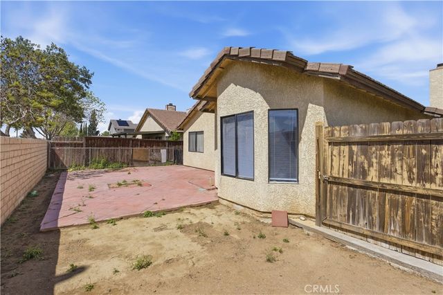 13645 Agate Way, Victorville, CA 92392