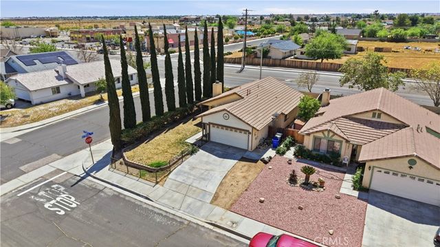 13645 Agate Way, Victorville, CA 92392