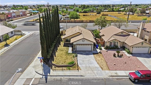 13645 Agate Way, Victorville, CA 92392