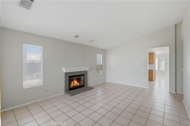 13645 Agate Way, Victorville, CA 92392