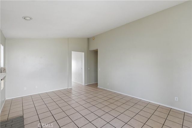 13645 Agate Way, Victorville, CA 92392