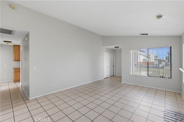 13645 Agate Way, Victorville, CA 92392